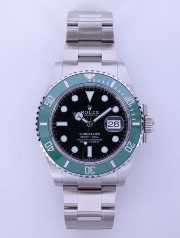 Rolex Submariner Date 126610LV (41mm, 블랙, 오이스터)