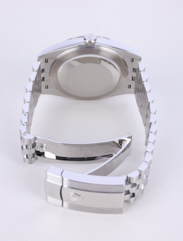 6. Rolex Datejust 41 126334 (41mm, 브라이트 블루, 쥬빌리)