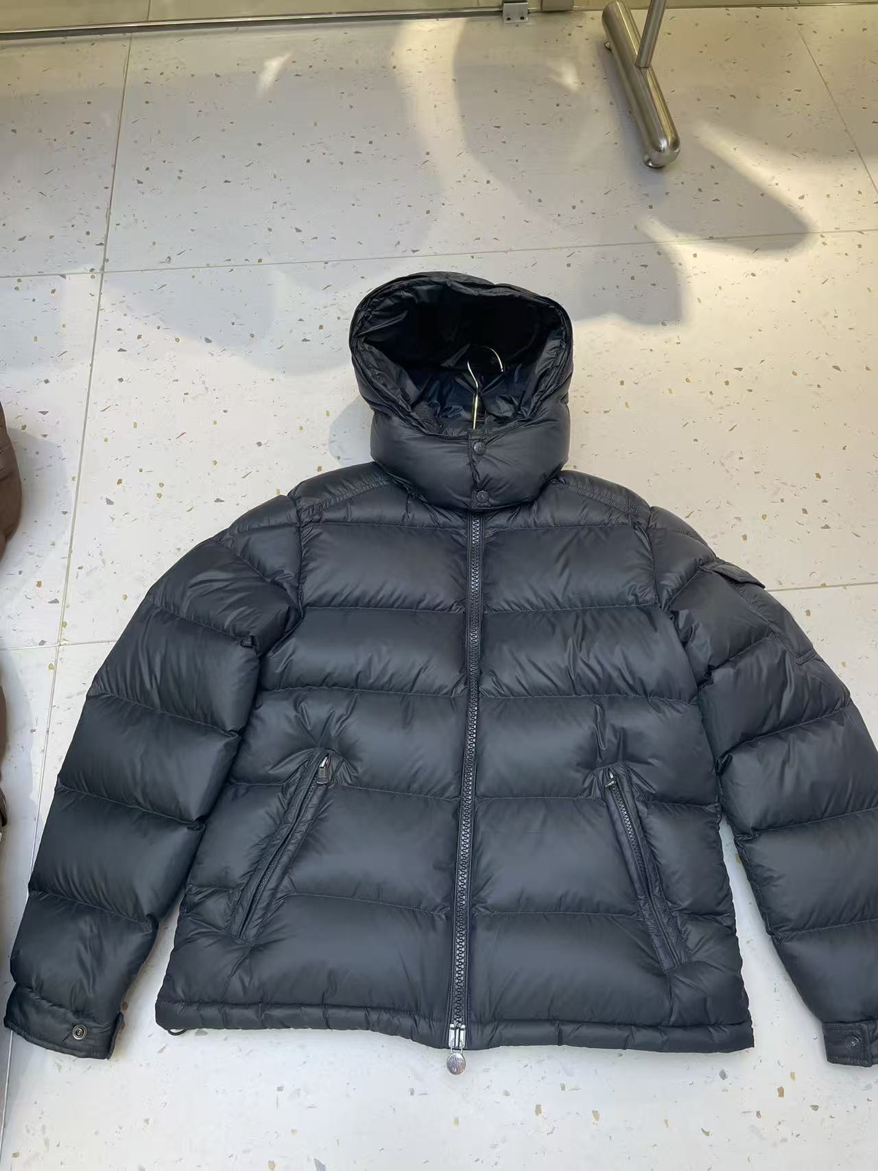 MONCLER Moncler Maya 매트 쇼트 다운 재킷